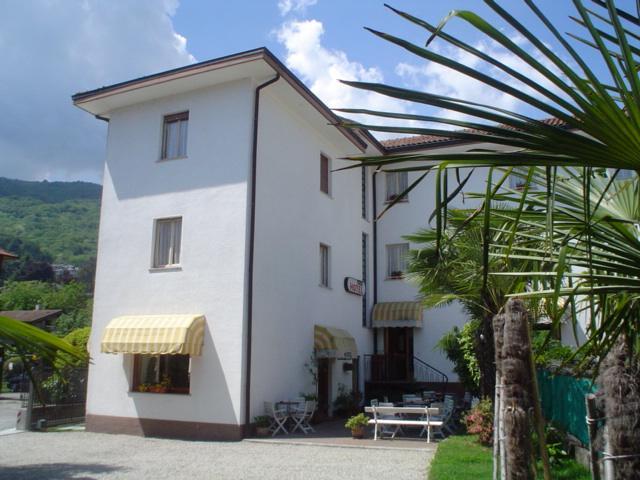 Hotel Elvezia Lake Maggiore Exterior photo