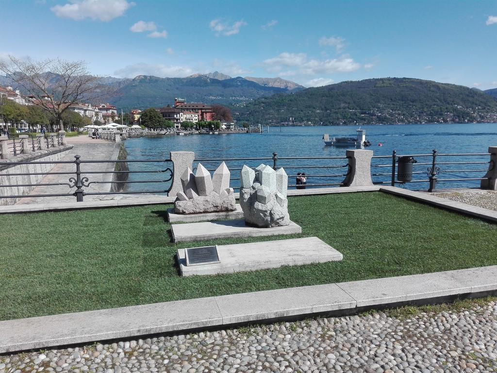 Hotel Elvezia Lake Maggiore Exterior photo